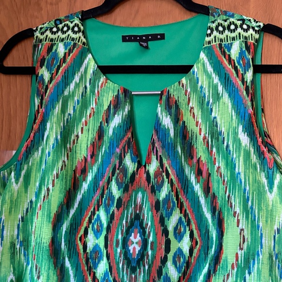 Tiana B Aztec Green Sleeveless V-Neck Dress - Picture 3 of 6